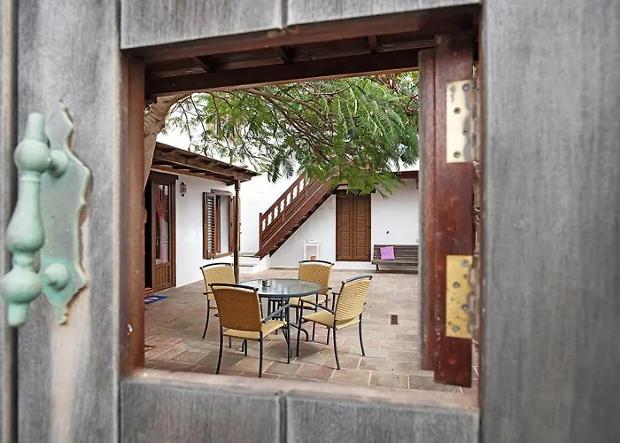 La Escuelita * Los Valles